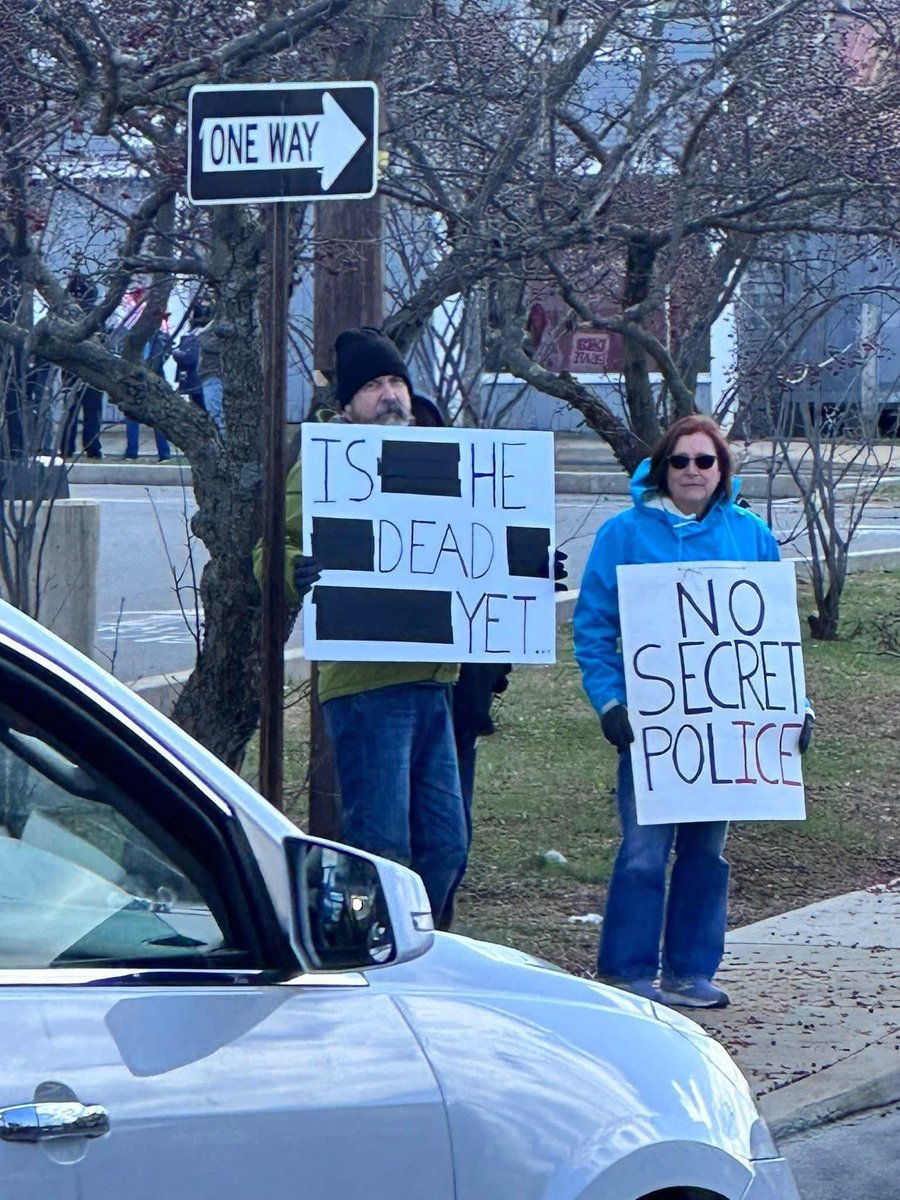 ThePersistence tweet media