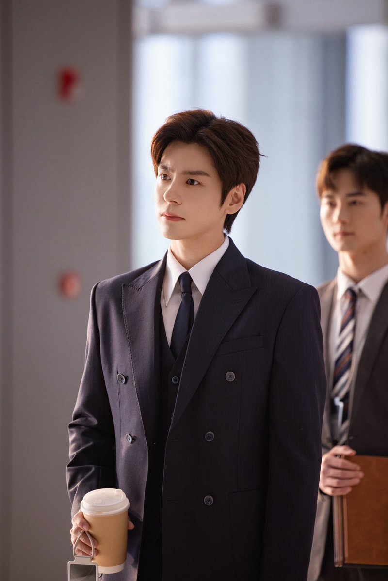 𝐌𝐢𝐥𝐞𝐬 𝐖𝐞𝐢 (@weizhmiles) on Twitter photo 