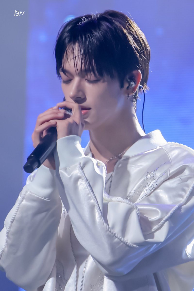 O6l128's tweet photo. 260329 ONE BEAT in HK HQ

세이타 왕자님..🥺

#NEXZ #SEITA #세이타 https://t.co/FOHsJFfXSK