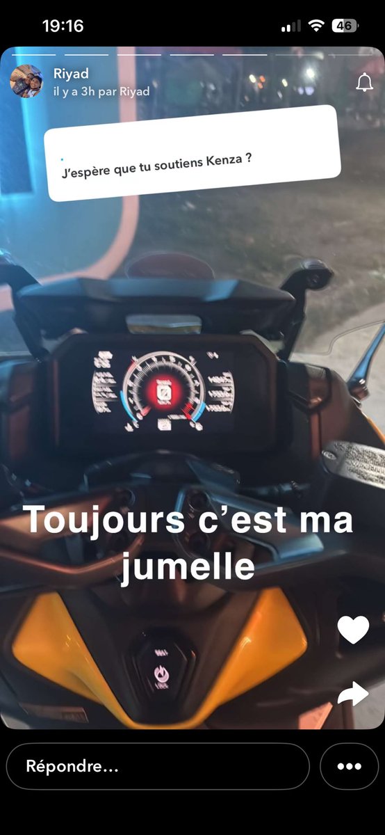 Catalya7z's tweet photo. Le frère à #soukainatwosisters a posté ça concernant poupette 
C’est vrai qu’il s’entendait super bien avant mais j’ai du mal à voir si c’est ironique ou si c’est sérieux vu ce qui c’est passé entre sa sœur et Kenza 
En tout cas leur famille est trop bizarre ! #poupettekenza https://t.co/pj6U1RUDNB