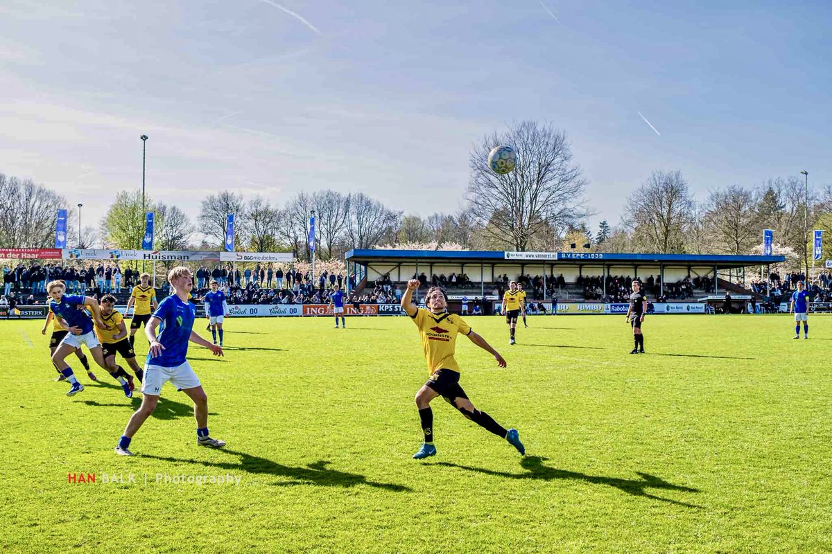 Han Balk tweet media