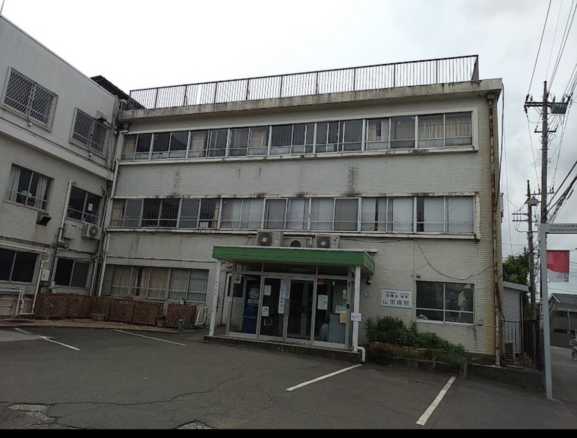 【NO,258】
病院名：山田病院※東京
名前：進藤啓介
年齢：68歳
ジャンル：精神科医/院長
罪名：殺人未遂
医師免許：保持
罪：病院の借り上げマンションの室内で、交際相手の49歳の女性に対し、「殺してやる」などと両手で首を絞める