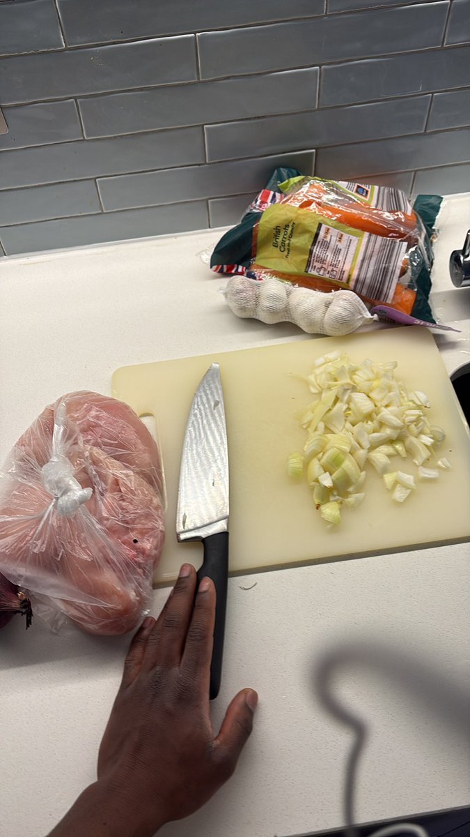 _big17's tweet photo. too easy for me๐
#17cooks ๐งโ๐ณ https://t.co/uRNYLQ81oZ