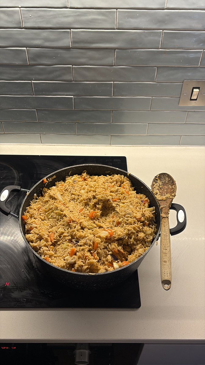 _big17's tweet photo. too easy for me๐
#17cooks ๐งโ๐ณ https://t.co/uRNYLQ81oZ