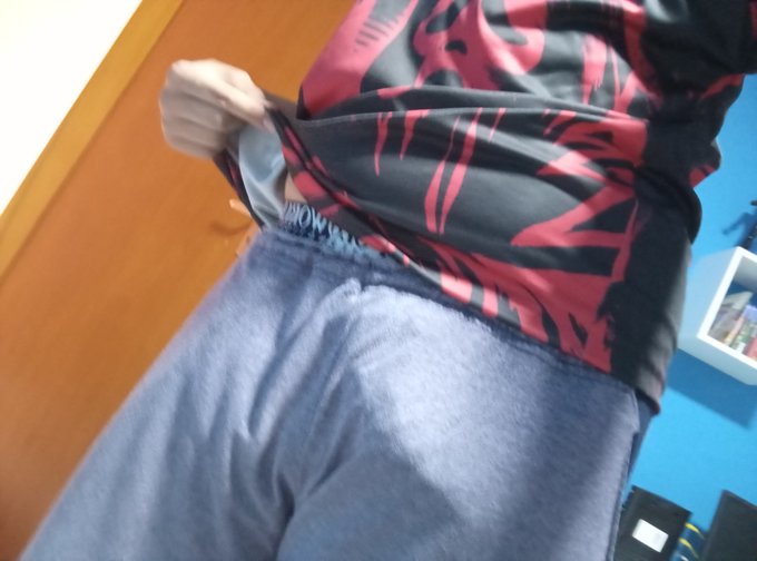 mucilon_dot79's tweet photo. Algm pra endurecer aqui?
(Mucilon)
Dm tem preferência 

#PINTOAWARDS
#PINTOAWARD
#PINTOSAWARDS
#PEITOAWARDS
#PEITOSAWARDS
#TROCONUDS
#PINTOSAWARD https://t.co/xVE47iDhIK