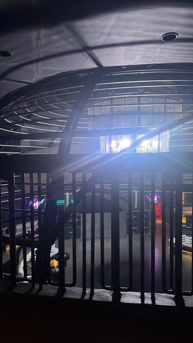 Orang Orangan Ozan tweet media