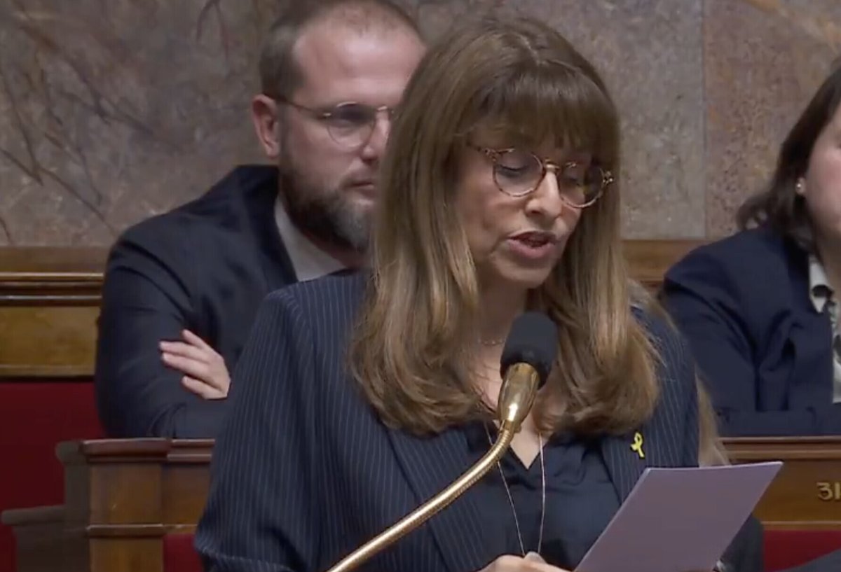 Le Parisien tweet media