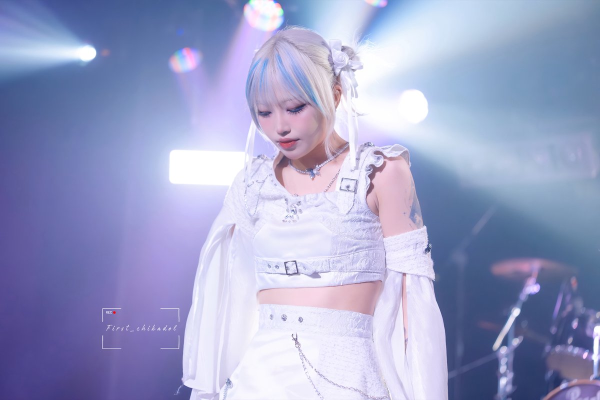 지하돌은 질려서.. tweet media