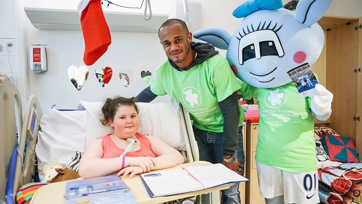 عمرو tweet media