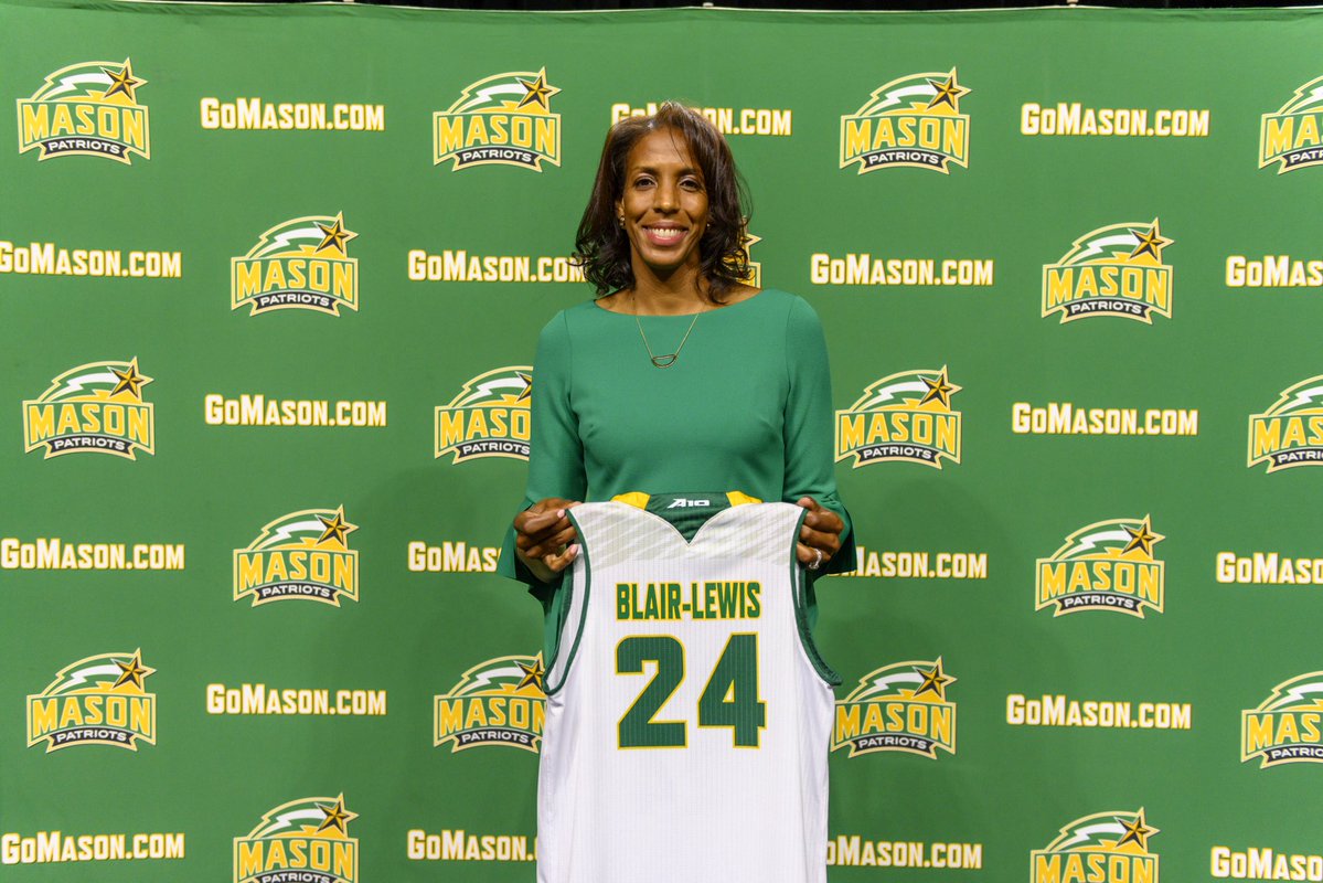 MasonWBB's tweet image. 5 years ago today, @coachvbl was officially named our ninth head coach! 

We’re pretty happy with how this hire turned out 🏆💚

#BelieveBIG² | #Ubuntu