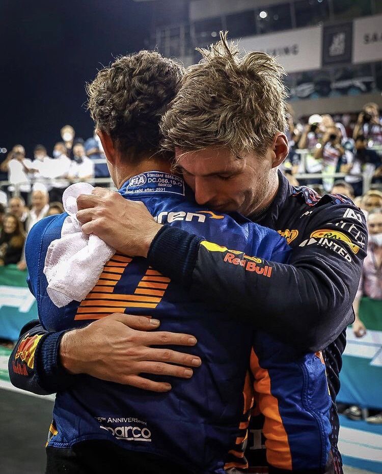 norstappen archives. tweet media