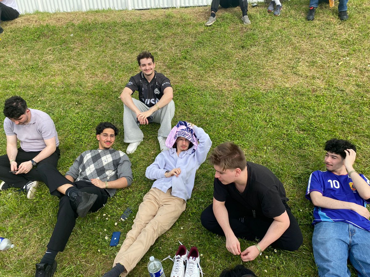 EXA kurotchi tweet media