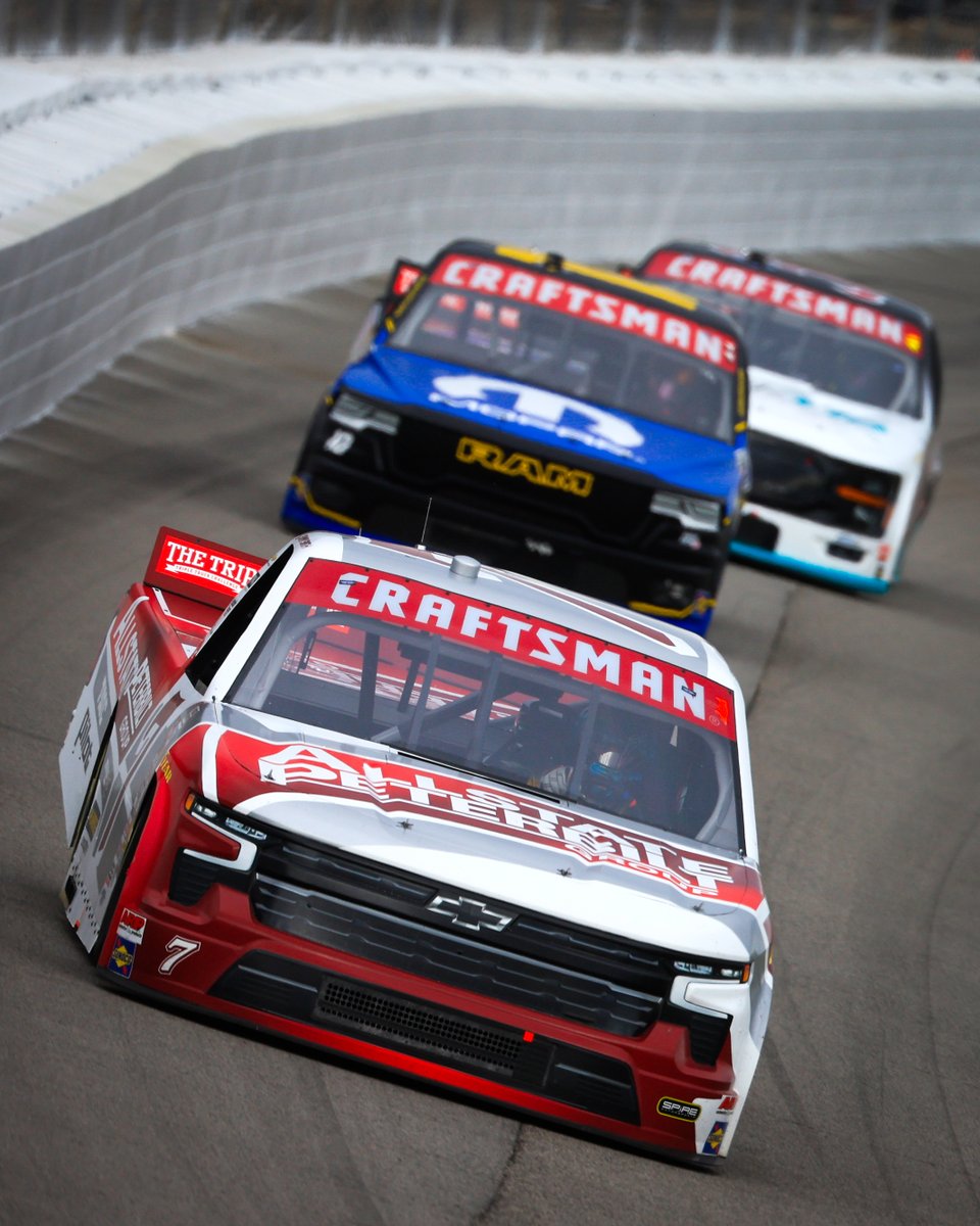 Sammy Smith tweet media