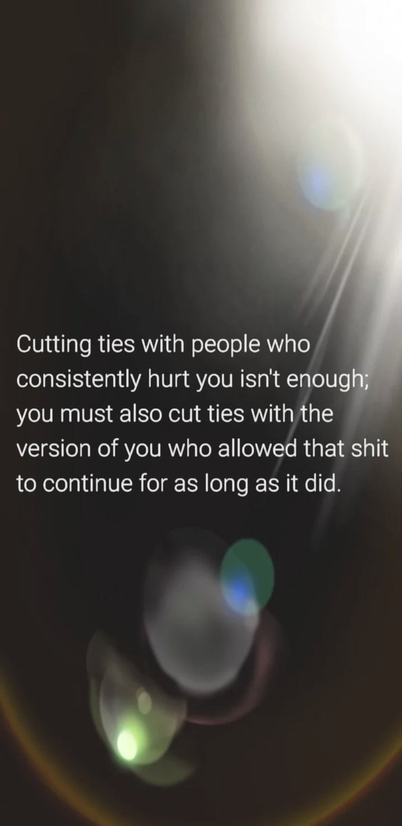 Lorraine Foley tweet media