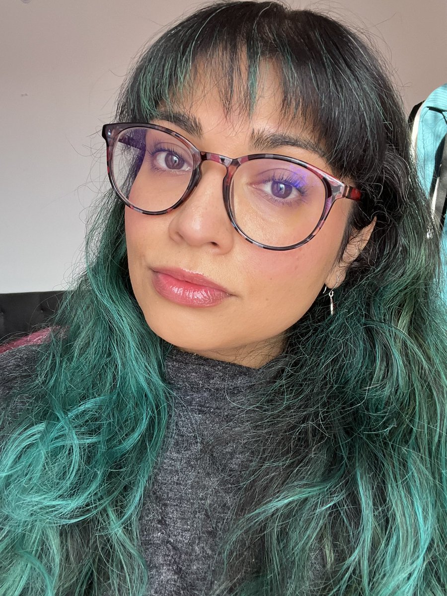 NotInTheFace tweet media