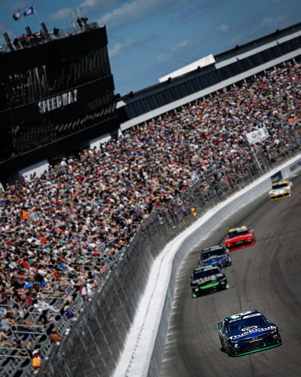 Sammy Smith tweet media