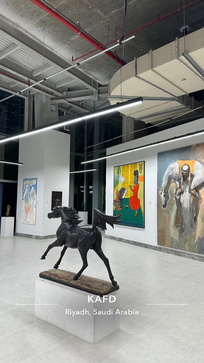 𝟸𝟽 . tweet media