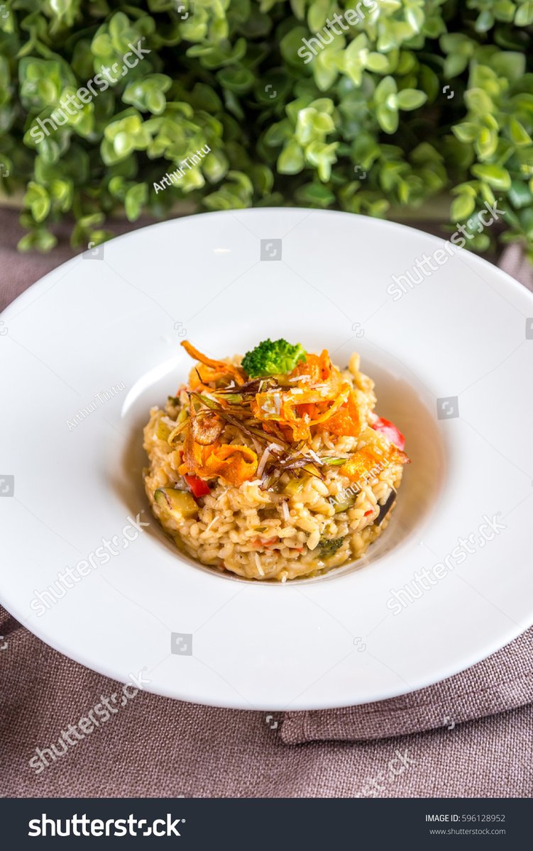 Mcflocka's tweet photo. Holiday Feast Alert! Grab our limited-edition Spicy Garlic Shrimp Pasta or Creamy Truffle Mushroom Risotto—topped with parmesan crisps u0026 fresh basil! Valid Nov 20–Dec 31.  Order now: [link] https://t.co/ejIcTWMDC4