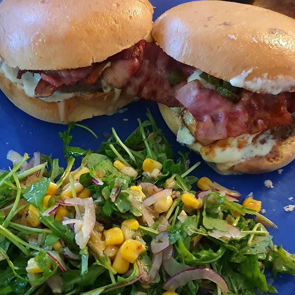 KuingYamang tweet media