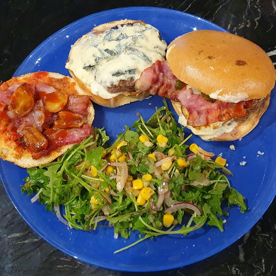 KuingYamang tweet media