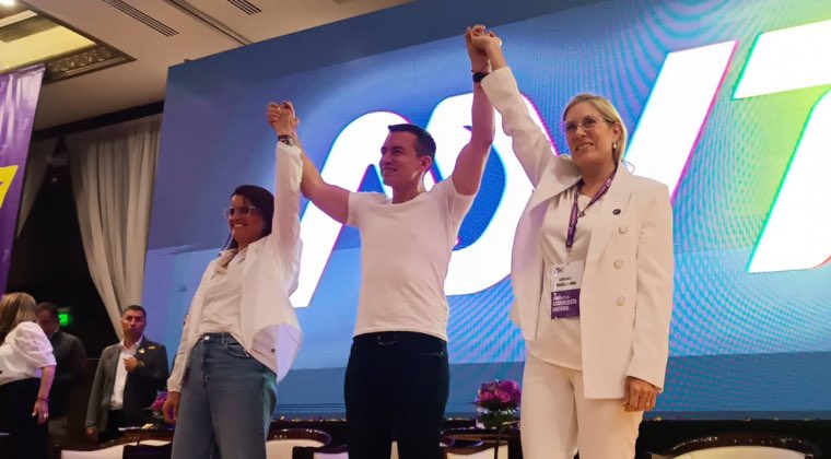 CentralNewsEC's tweet image. 🟣 Según fuentes de @Adnecuadorok, la dupla ganadora para las seccionales sería la asambleísta @annabellazinok para la Alcaldía de #Guayaquil y la vicepresidenta @mjpintoec para #Quito. 🗳️