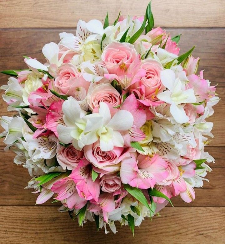 The floral diary tweet media