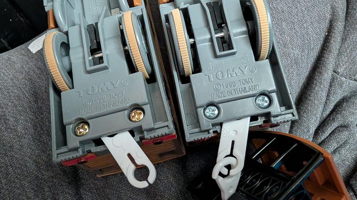 I just noticed this, but the Tomy Toby from that lot I bought has a more bold number and yellow screws near the coupling