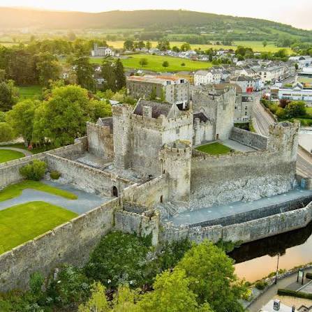 As part of Culture at the Castle 2026, I'm delighted to be performing my play 'How to Become a Movie Star?' at the historic 'Cahir Castle' in Tipperary on July 17th at 8pm. Such a spectacular venue 🏰 cahirhistoricalsociety.com/culture26.html… #castle #Tipperary #Munster #play #comedy