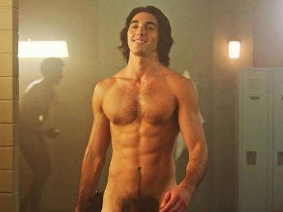 First_S0N_'s tweet photo. @RidgeBlueRanch And yet you're not offering to put it in my sheath. How rude of you Mr dream man. https://t.co/uKitF2evPz