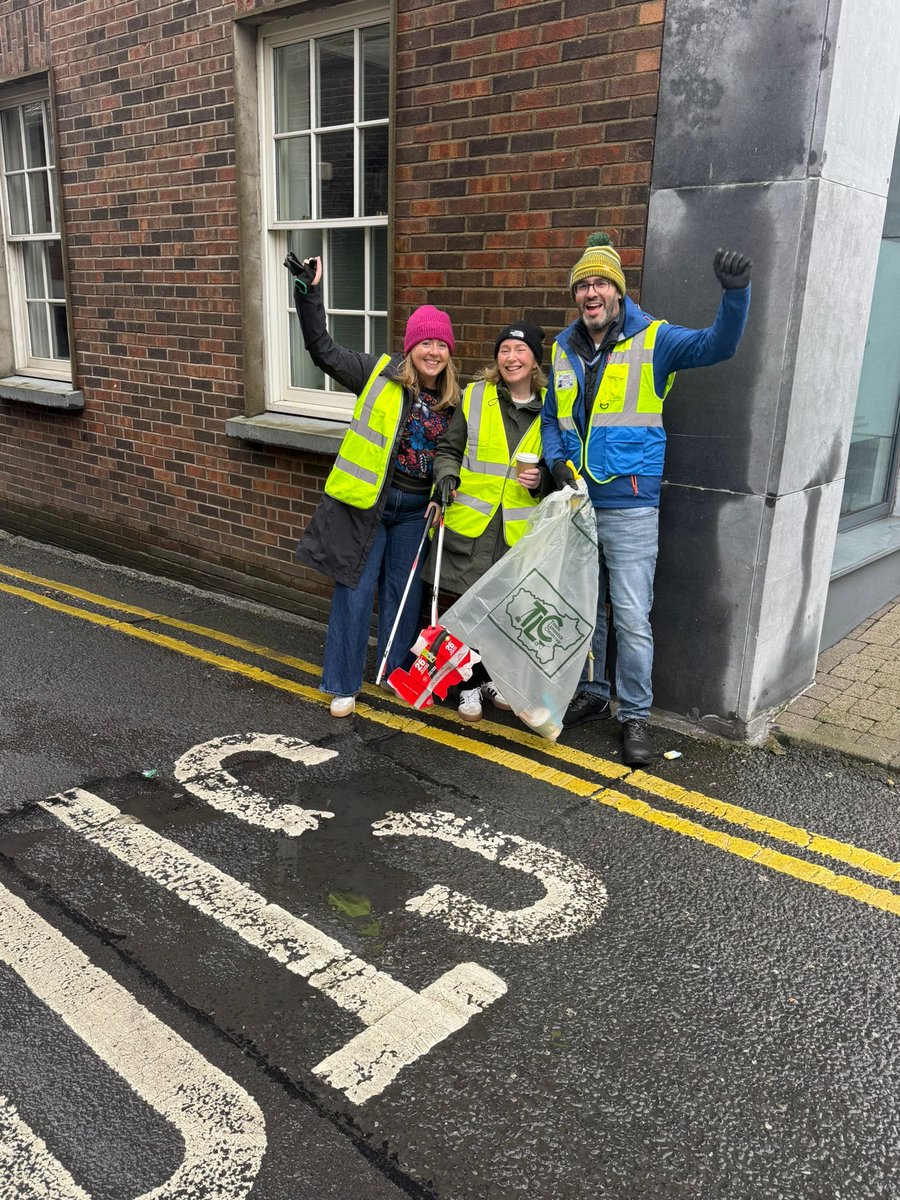 TLC_Limerick's tweet photo. What a day we had on Good Friday! 

We had a record-breaking 24,000 volunteers out in force for the 11th edition of TLC 💚

We are so proud of how TLC has evolved over the last decade, and that comes down to the commitment of our wonderful volunteers.

📸 Brian Arthur 

#TLC2026 https://t.co/aLt3Z1ply8