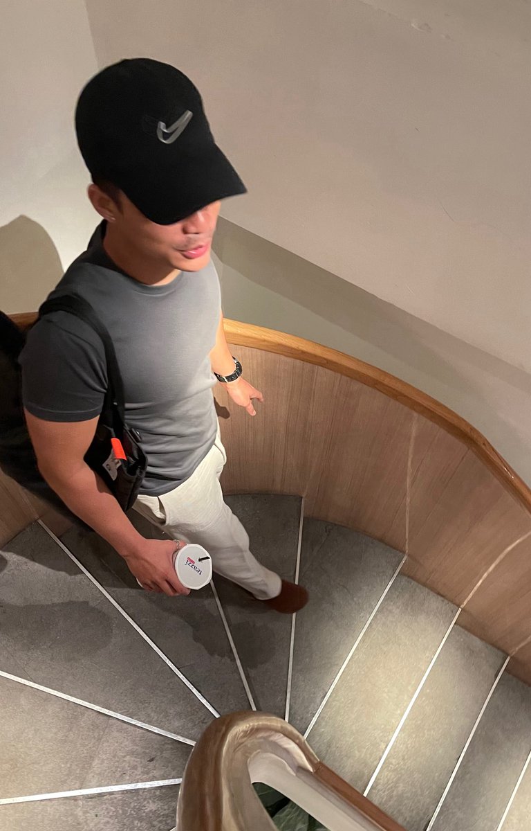 Sweetener tweet media