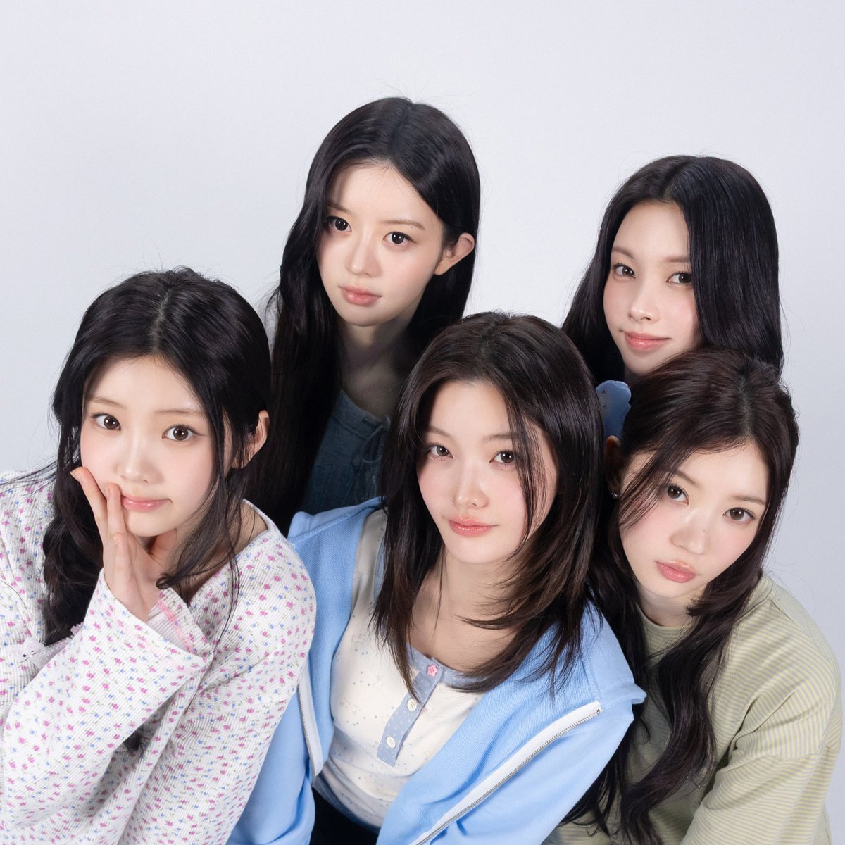 H2Hchartdata's tweet image. 5th Gen K-Pop Groups who Gained the Most Followers on Spotify yesterday — 

1. @Hearts2Hearts - 11,992 
2. ILLIT - 10,428 
3. BABYMONSTER - 10,110 
4. CORTIS - 9,509 

#Hearts2Hearts #하츠투하츠 #H2H