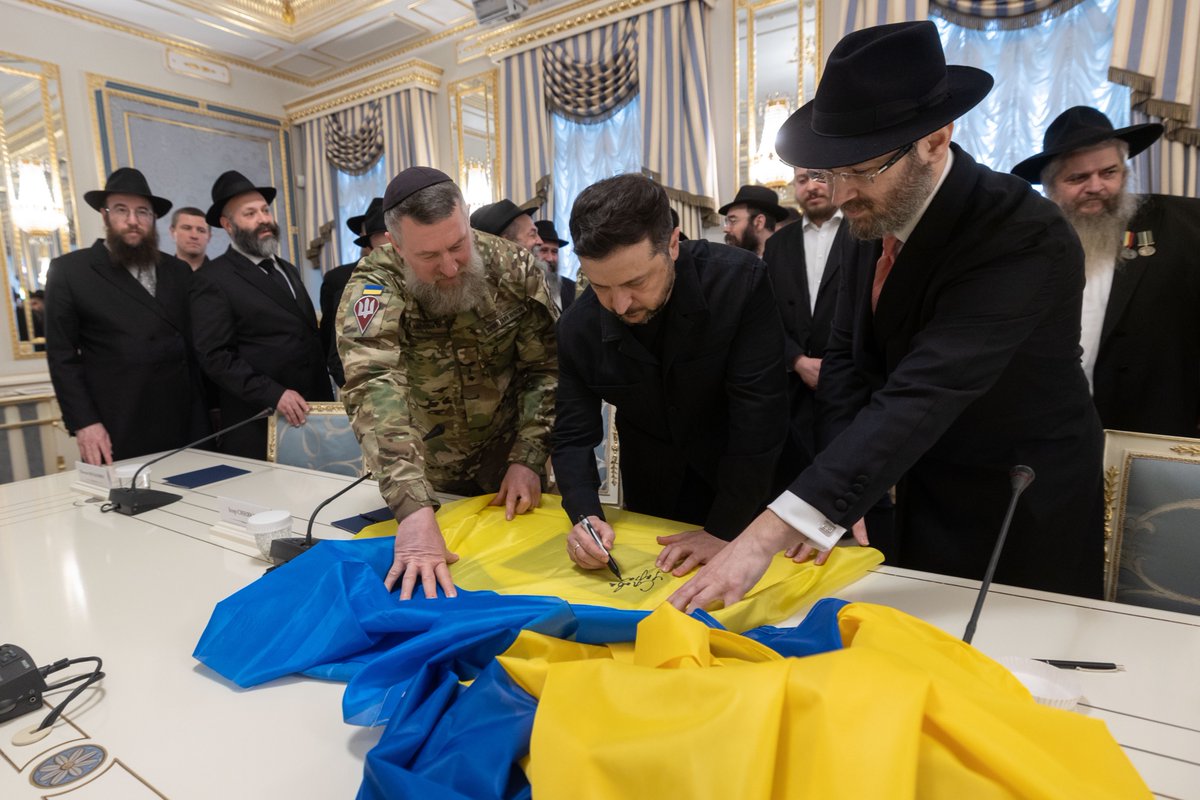 Volodymyr Zelenskyy / Володимир Зеленський tweet media