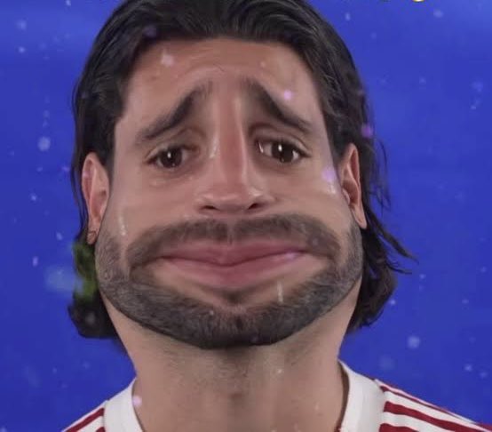 juryhoe's tweet photo. @ChampionsLeague aw but apparently he’s shit and overrated according to our fandom bc their feelings got hurt :( https://t.co/wjXBDseZ63
