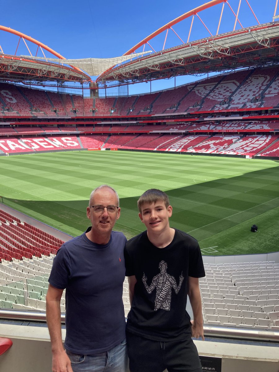 DelwynHague's tweet photo. A great week in Portugal 🇵🇹 
Benfica was good, Sporting was special but there’s no place like home #oafc 💙🧡⚽️ https://t.co/14kwaO5dHe