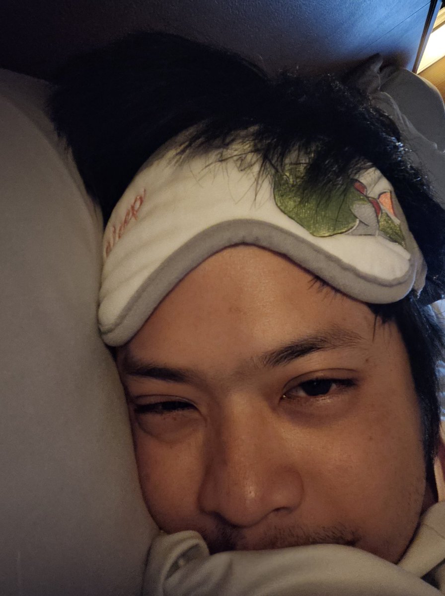 Saharuth Vongrungrot tweet media