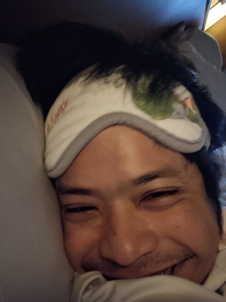 Saharuth Vongrungrot tweet media