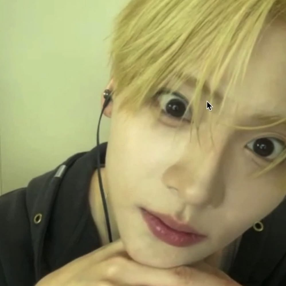 𝐚𝐬𝐭ḗ𝐫_𝐖𝐨𝐧🥀 tweet media