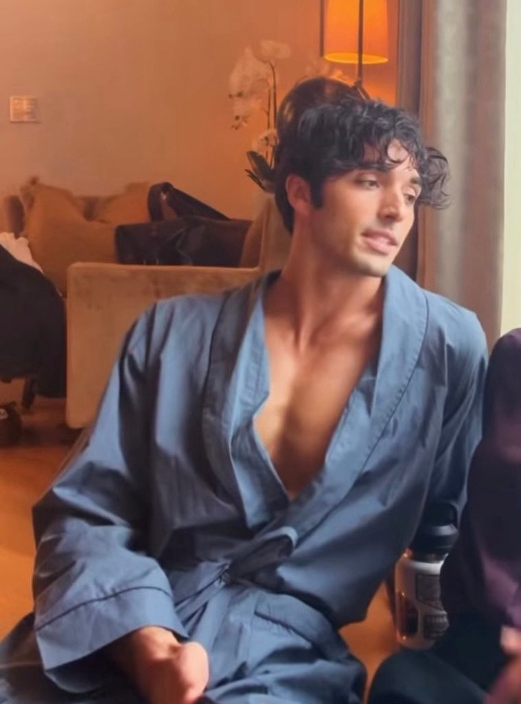 First_S0N_'s tweet photo. @RidgeBlueRanch Oh darling, we both know I'm always hard as rock when you're within 20 feet of me. The curse of being married to such a sexy sexy man. https://t.co/mQBdSCWOYT