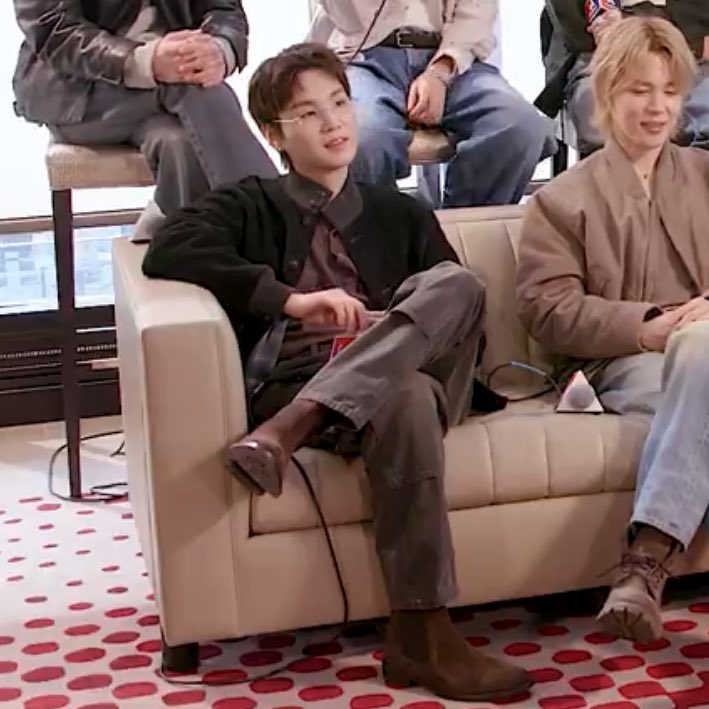 koonimies's tweet image. he’s wearing #that outfit again lord help me