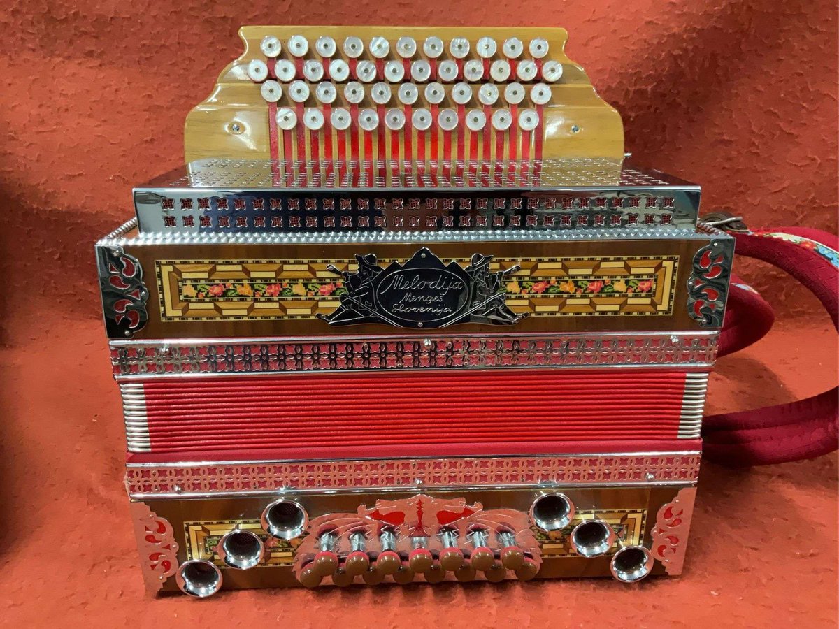 HM Auction Group tweet media