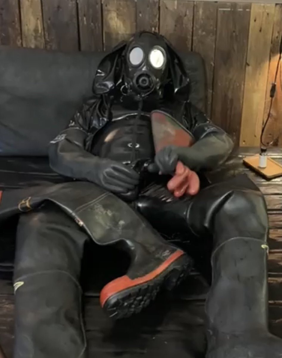 fullrubforever's tweet photo. Fullrubber Paradise https://t.co/CKuX8ArIQ5