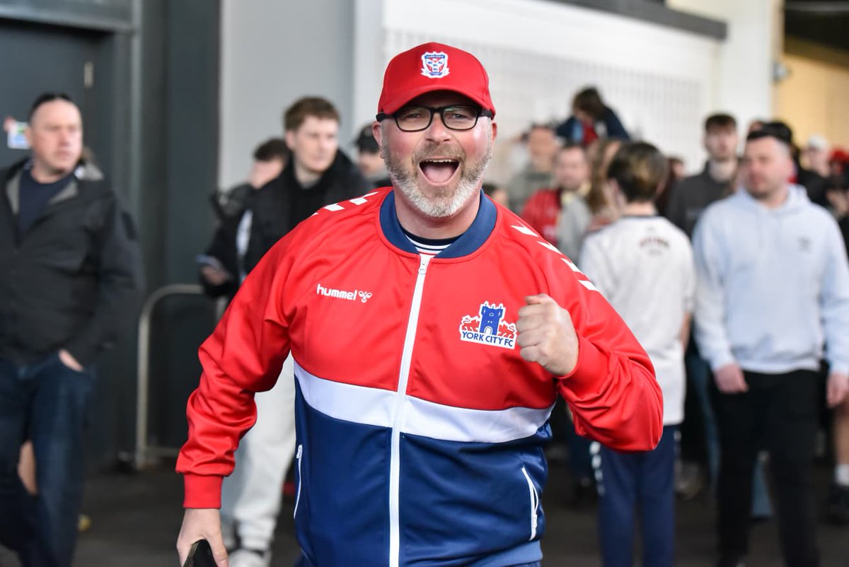 👏 It feels SO GOOD! 📸 @adam_york #YCFC 🔴🔵