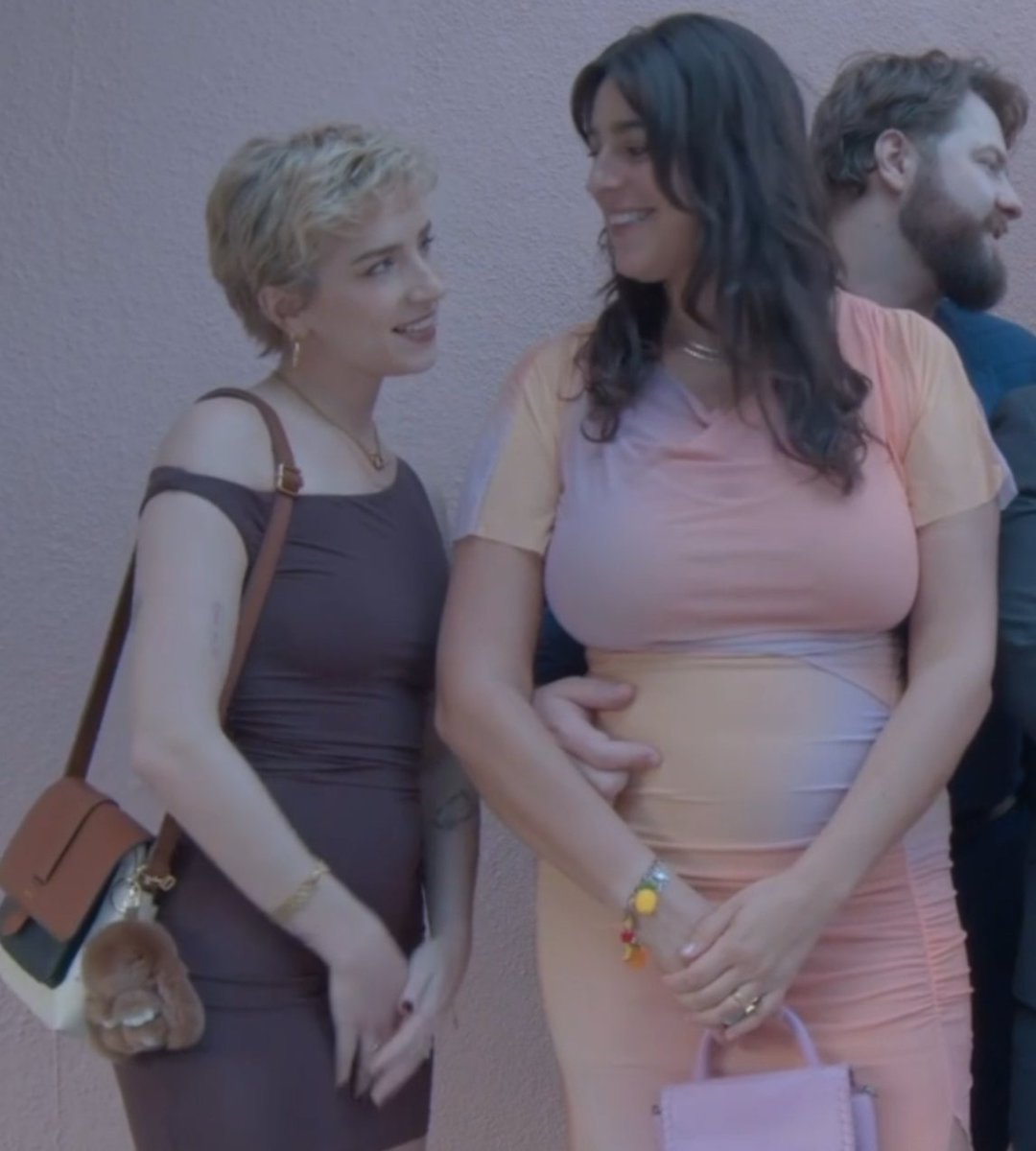 smoshussy's tweet image. #CLOSED