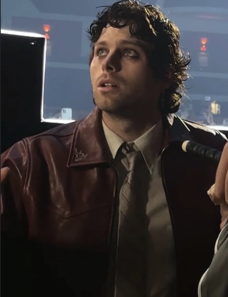 l ⋆˙⟡ tweet media