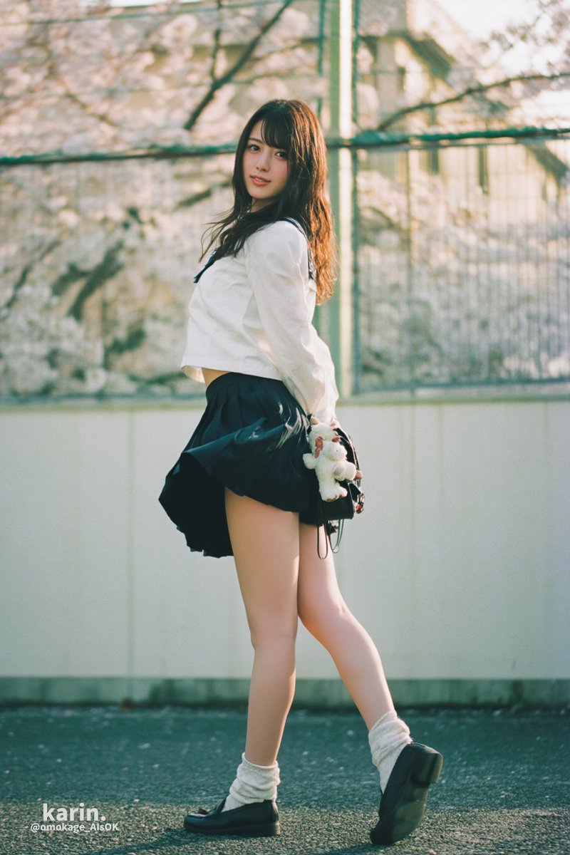 omokage_AIsOK's tweet photo. A sweet scent of cherry blossoms near, a brand new start without a fear https://t.co/qBEdyzgQOI