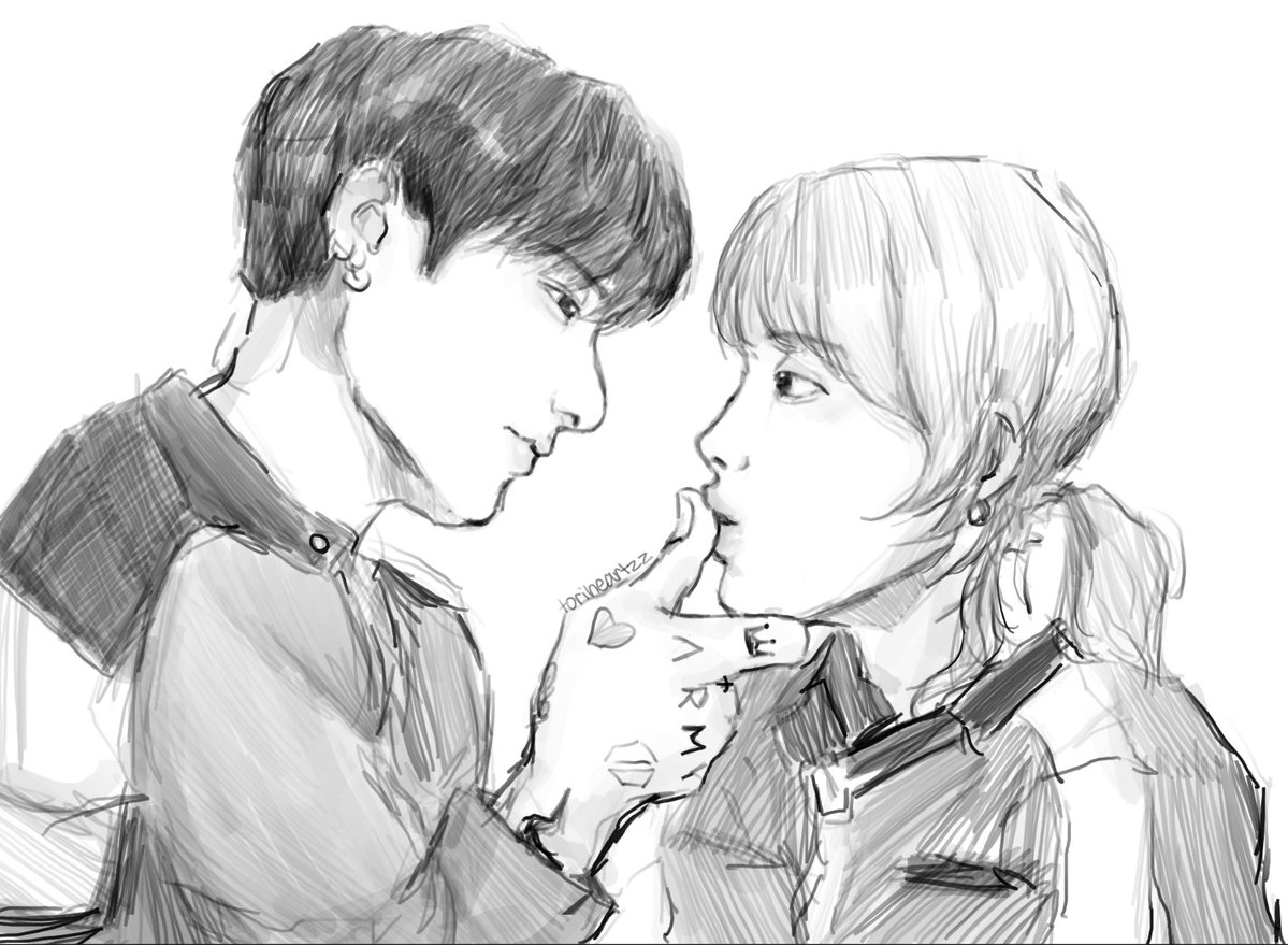 tori 🪭 tweet media