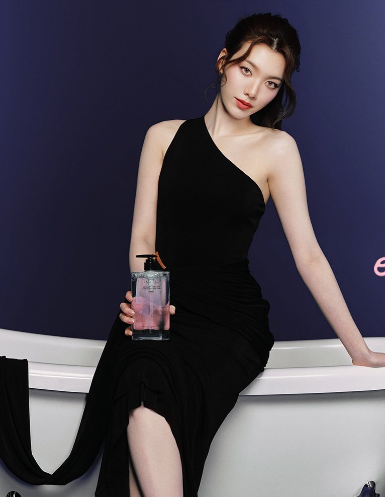 p 🐭🖤🦜 tweet media