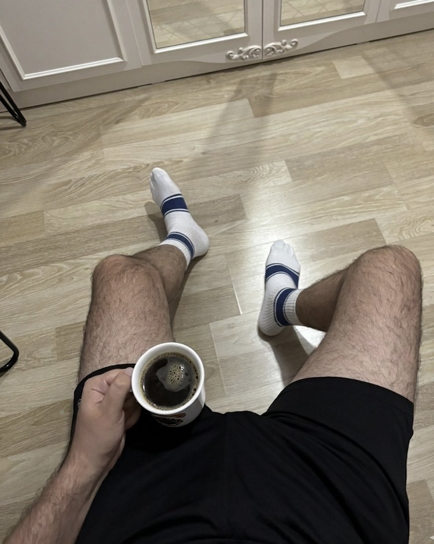 AdrianV2 tweet media