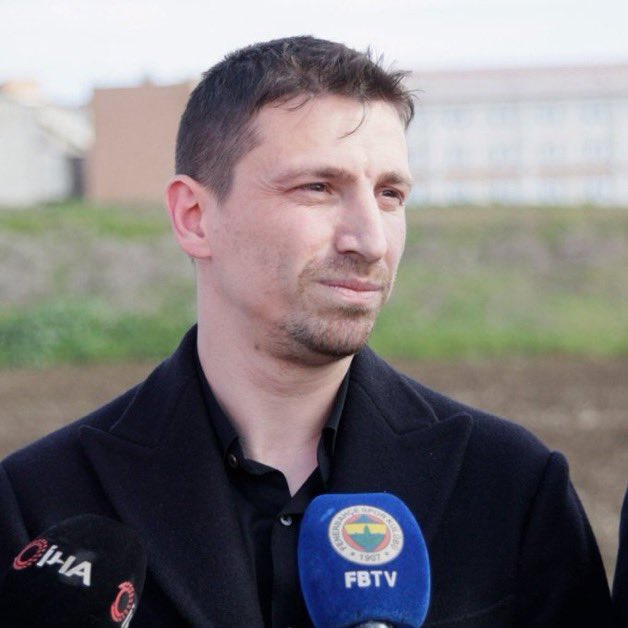 Elis Buse Araç tweet media